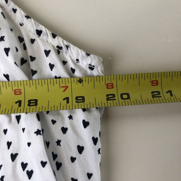 Beach Lunch Lounge White Black Heart Print Sleeveless Button Down Blouse Large - Picture 9 of 11